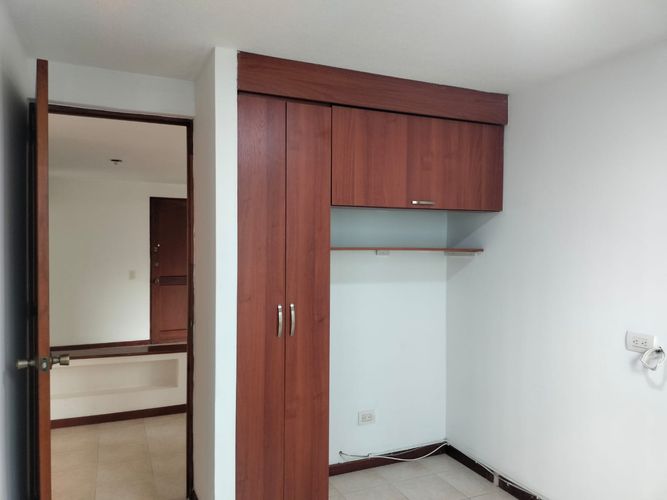 Apartamento de 3 alcobas en arriendo en El Poblado, Medellín, 81 m² · foto 14 de 16