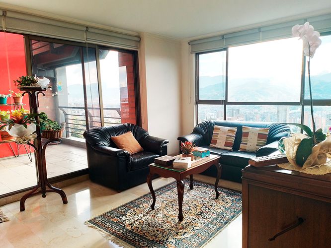 Apartamento de 2 alcobas en arriendo en El Poblado, Medellín, 149 m² · foto 16 de 19