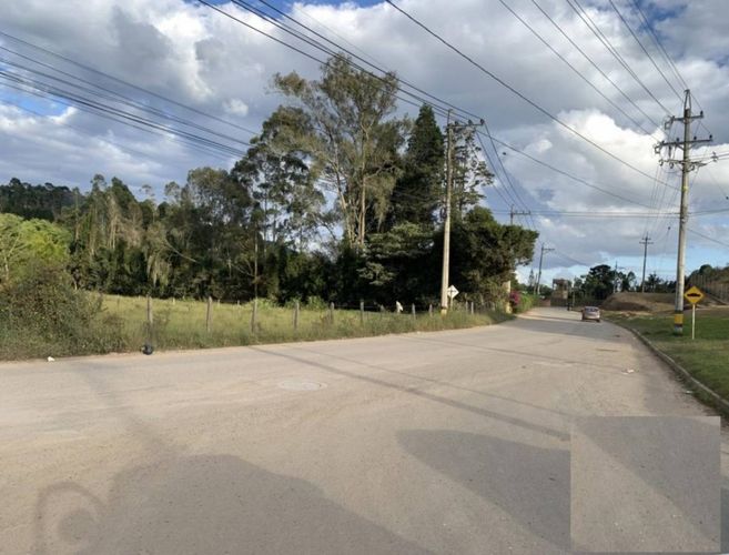 Lote en venta en El Salado, Guarne, 8359 m² · foto 5 de 6
