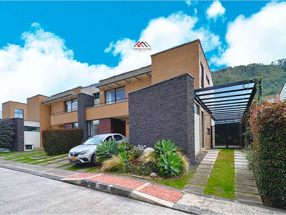Casa en venta en Chuntame, Cajicá · foto 2 de 24