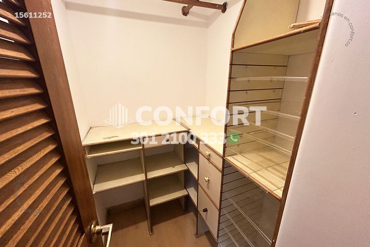 Apartamento de 4 alcobas en arriendo en San Lucas, Medellín, 212 m² · foto 14 de 24
