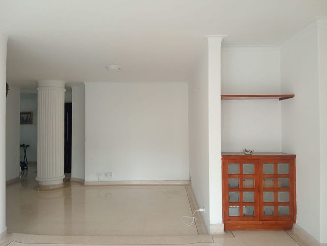 Apartamento de 2 alcobas en arriendo en Laureles, Medellín, 98 m² · foto 4 de 20