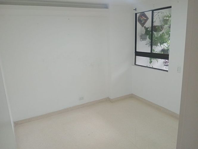 Apartamento de 2 alcobas en arriendo en Laureles, Medellín, 98 m² · foto 10 de 20