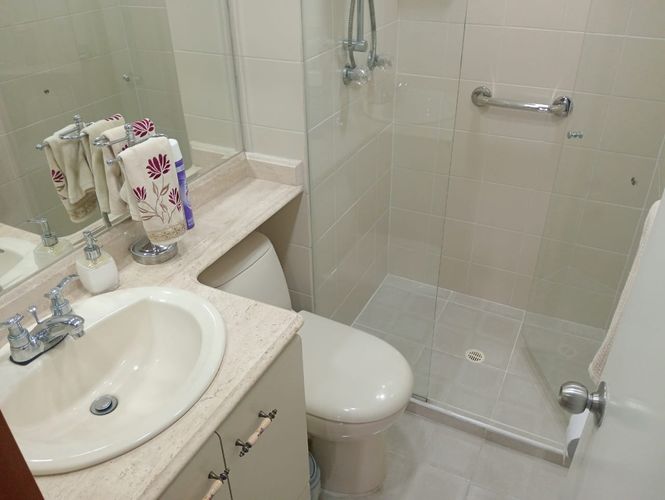 Apartamento de 2 alcobas en arriendo en Laureles, Medellín, 98 m² · foto 18 de 20