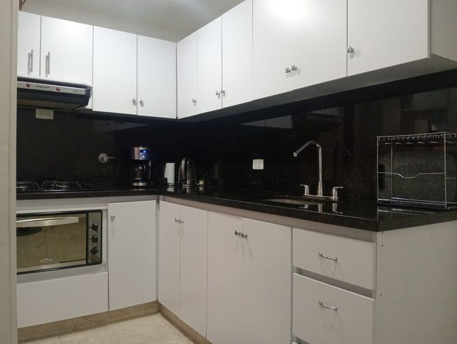 Apartamento de 2 alcobas en arriendo en Laureles, Medellín, 98 m² · foto 6 de 20