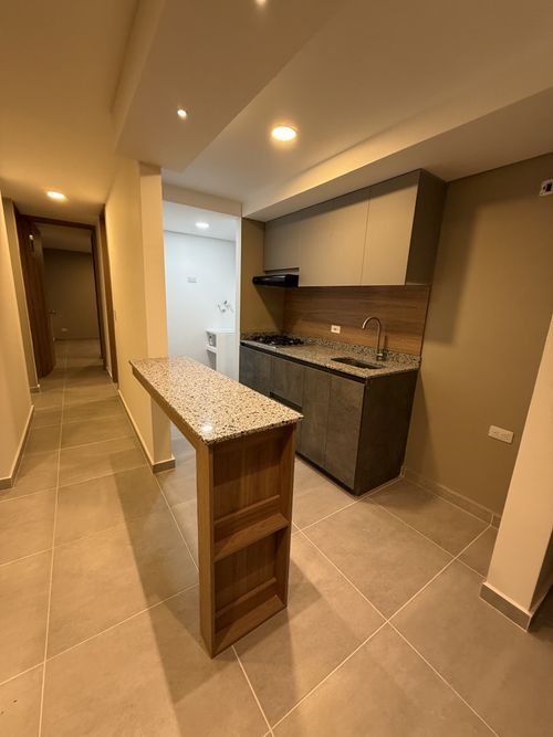 Apartamento de 2 alcobas en venta en Aguacatal, Cali, 51 m² · foto 5 de 17