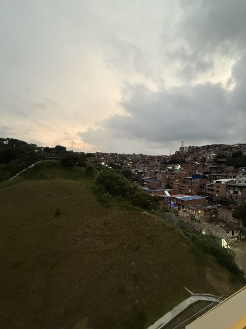Apartamento de 2 alcobas en venta en Aguacatal, Cali, 51 m² · foto 8 de 17