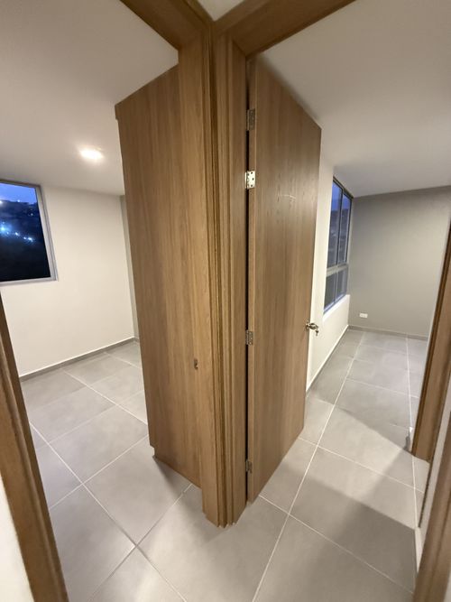 Apartamento de 2 alcobas en venta en Aguacatal, Cali, 51 m² · foto 12 de 17