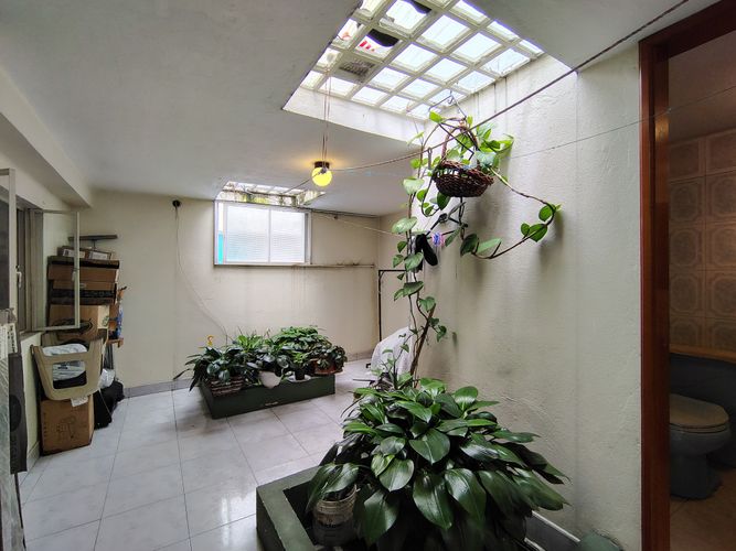 Casa de 9 alcobas en venta en La Europa, Bogotá, 350 m² · foto 19 de 24