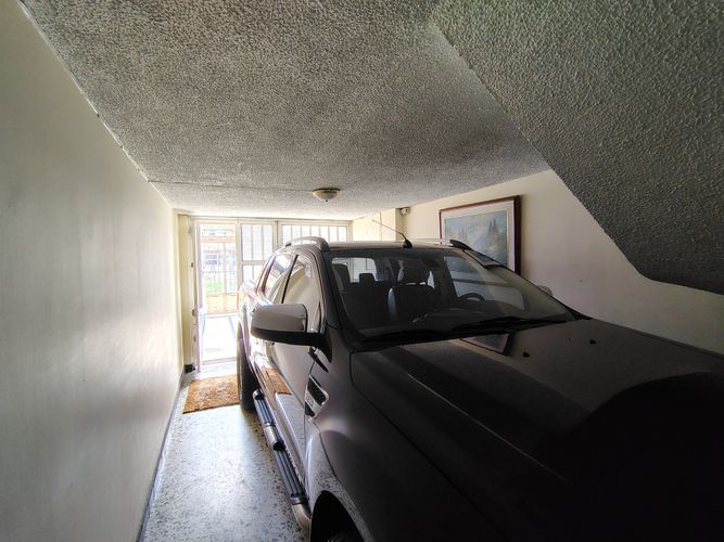 Casa de 9 alcobas en venta en La Europa, Bogotá, 350 m² · foto 21 de 24