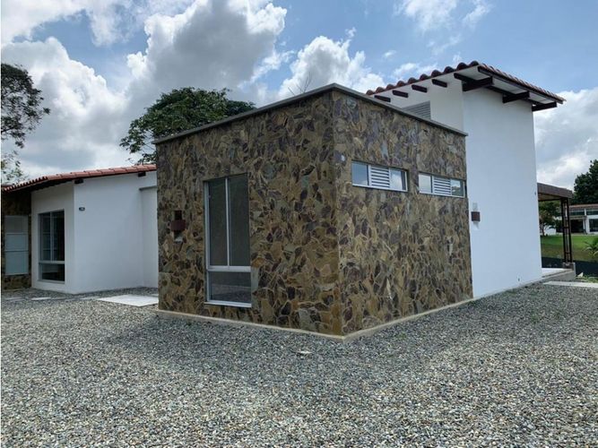 Casa de 3 alcobas en venta en Via El Eden, Armenia · foto 5 de 20