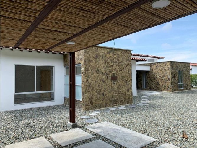 Casa de 3 alcobas en venta en Via El Eden, Armenia · foto 9 de 20