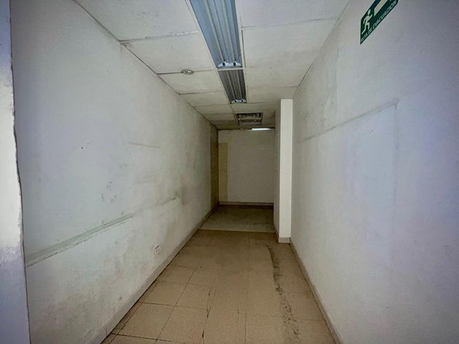 Local en venta en El Portal De Casalinda, Soacha, 142 m² · foto 2 de 11