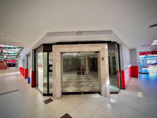 Local en venta en El Portal De Casalinda, Soacha, 142 m² · foto 10 de 11