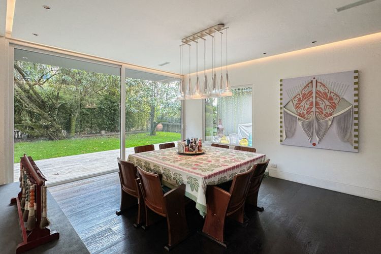 Casa de 5 alcobas en venta en Cerros De Niza, Bogotá, 898 m² · foto 4 de 24