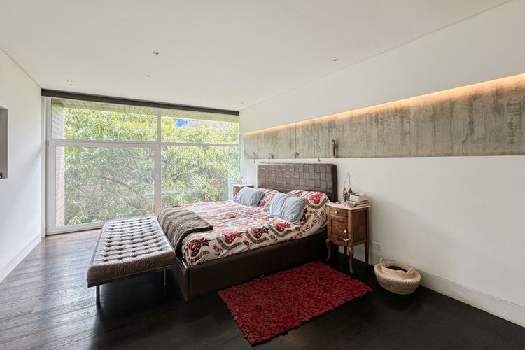 Casa de 5 alcobas en venta en Cerros De Niza, Bogotá, 898 m² · foto 11 de 24