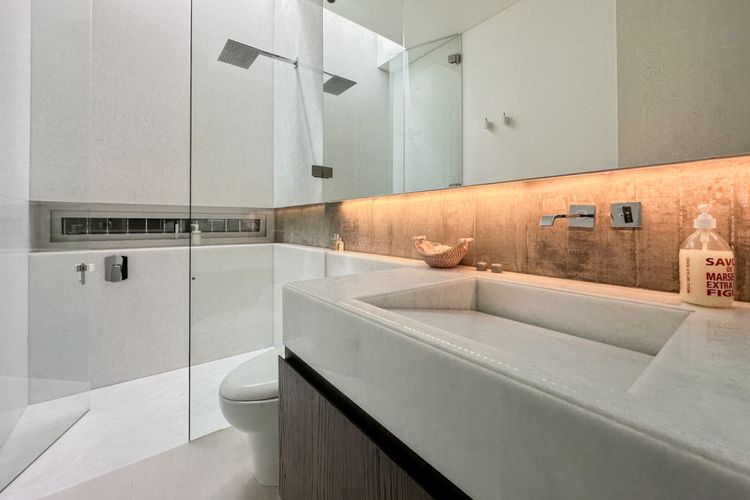 Casa de 5 alcobas en venta en Cerros De Niza, Bogotá, 898 m² · foto 15 de 24
