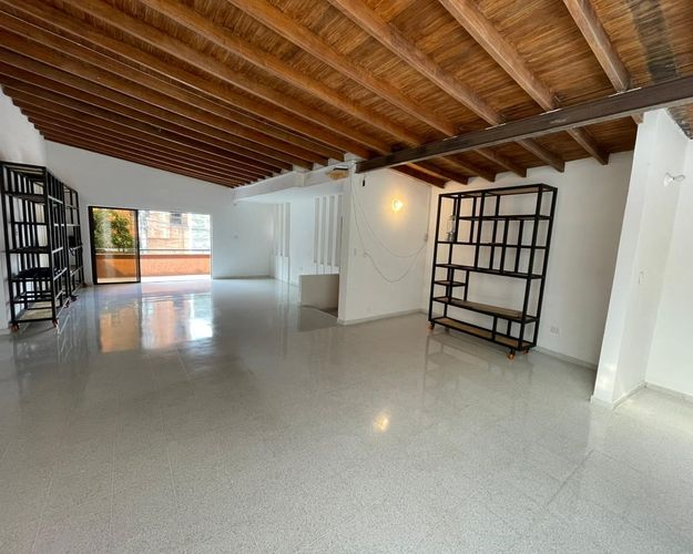 Oficina en arriendo en Laureles, Medellín, 300 m² · foto 5 de 12