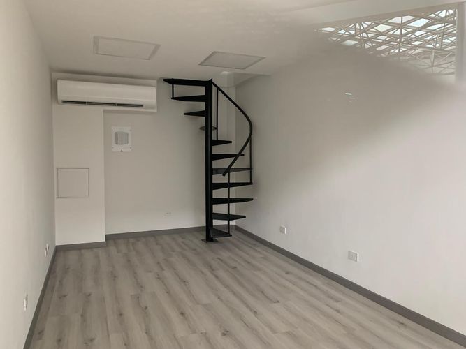 Local en arriendo en El Poblado, Medellín, 36 m² · foto 2 de 5