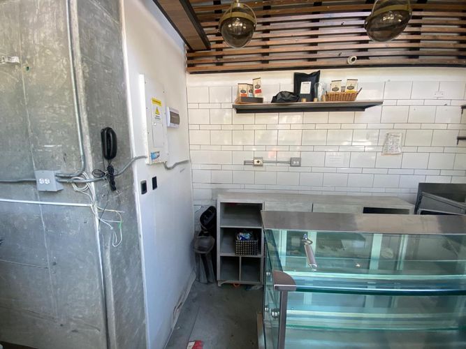 Local en arriendo en El Poblado, Medellín, 28 m² · foto 8 de 8