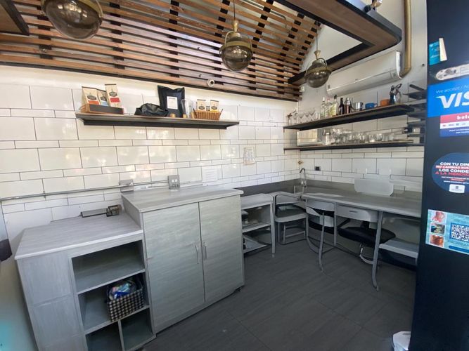 Local en arriendo en El Poblado, Medellín, 28 m² · foto 6 de 8