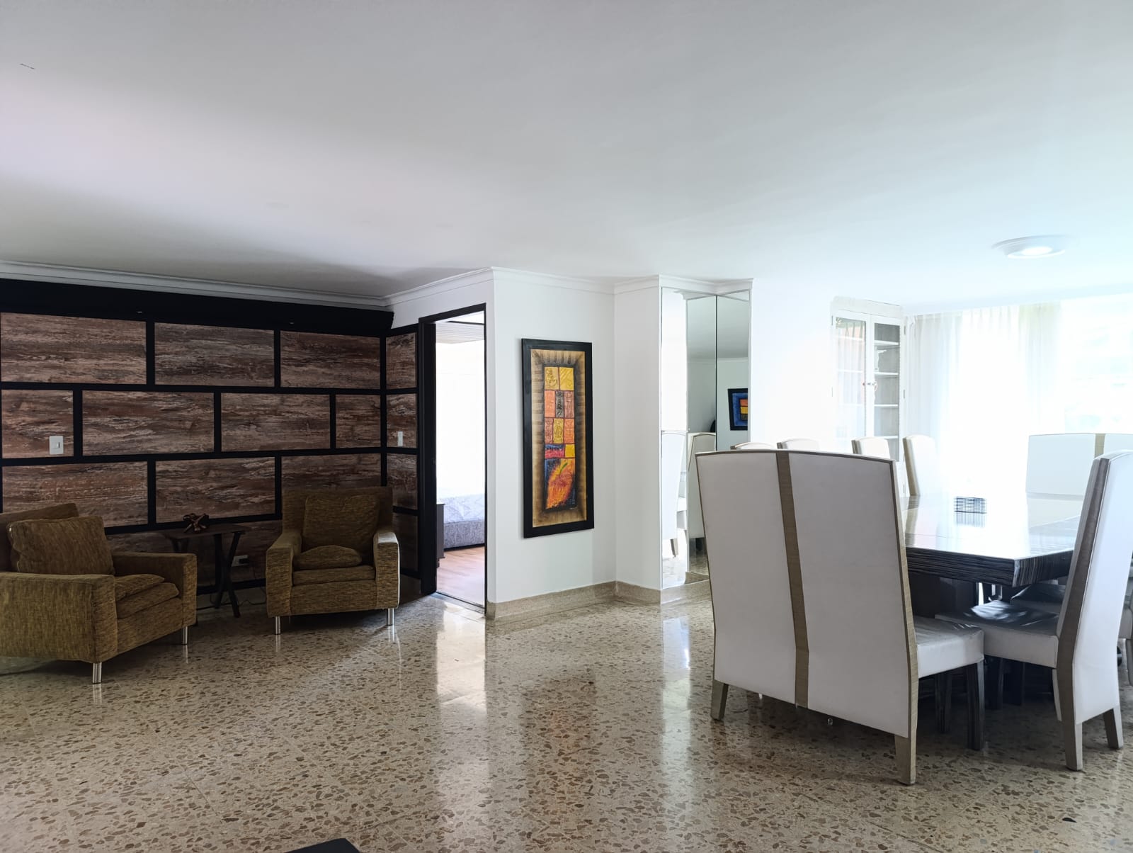 Apartamento en arriendo en El Poblado, Medellín · foto 4 de 20