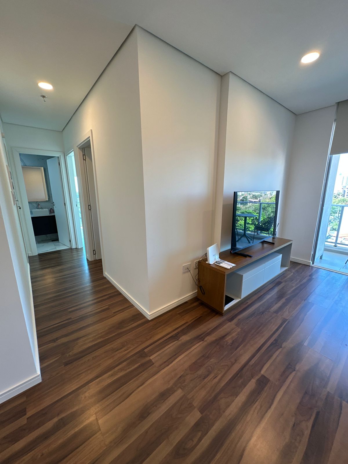 Alquilo hermoso departamento de 2 dormitorios, completamente amoblado y listo para habitar. — foto 2