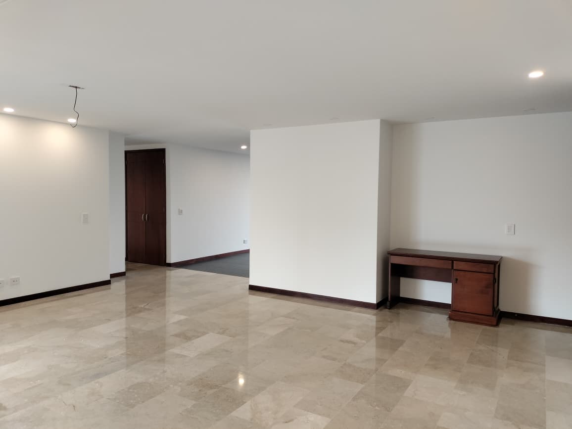 Apartamento en arriendo en El Poblado, Medellín · foto 7 de 19