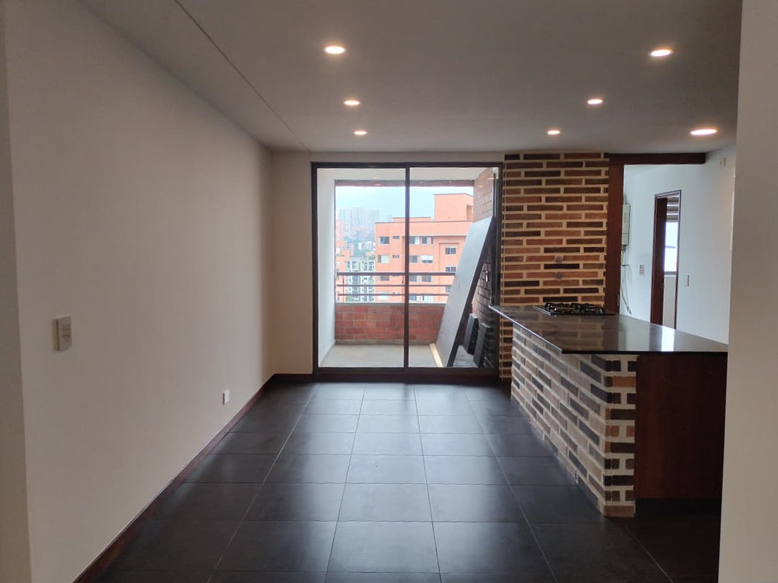 Apartamento en arriendo en El Poblado, Medellín · foto 5 de 19