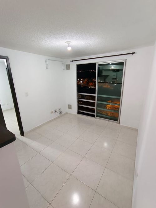 Apartaestudio en venta en El Dorado, Pereira, 34 m² · foto 2 de 5