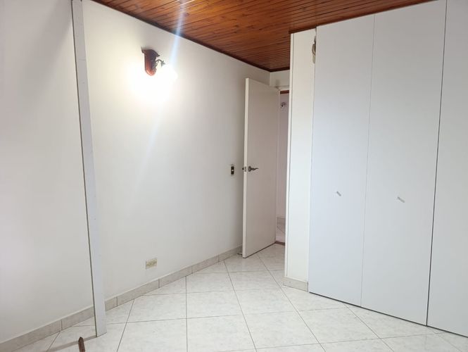 Apartamento de 2 alcobas en arriendo en El Poblado, Medellín, 75 m² · foto 10 de 16