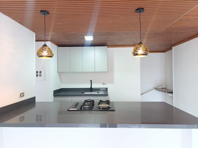 Apartamento de 2 alcobas en arriendo en El Poblado, Medellín, 75 m² · foto 5 de 16