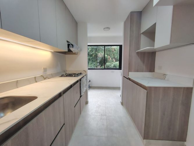 Apartamento de 3 alcobas en arriendo en Las Lomas, Medellín, 120 m² · foto 5 de 19