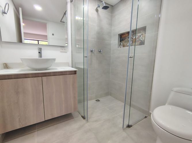 Apartamento de 3 alcobas en arriendo en Las Lomas, Medellín, 120 m² · foto 17 de 19