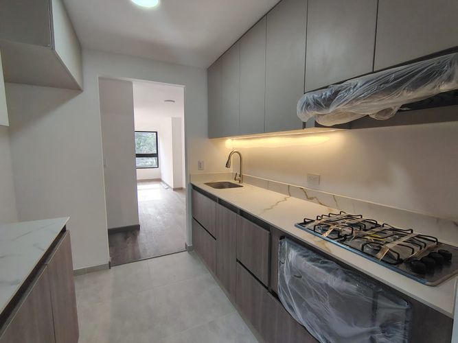 Apartamento de 3 alcobas en arriendo en Las Lomas, Medellín, 120 m² · foto 4 de 19