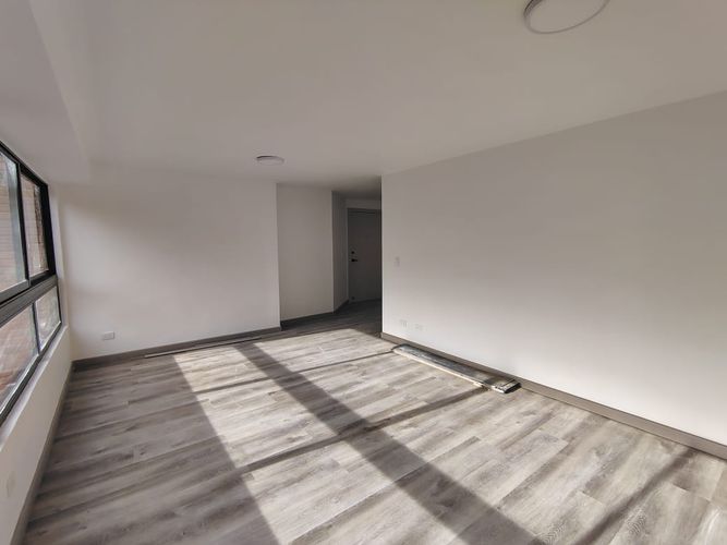 Apartamento de 3 alcobas en arriendo en Las Lomas, Medellín, 120 m² · foto 3 de 19