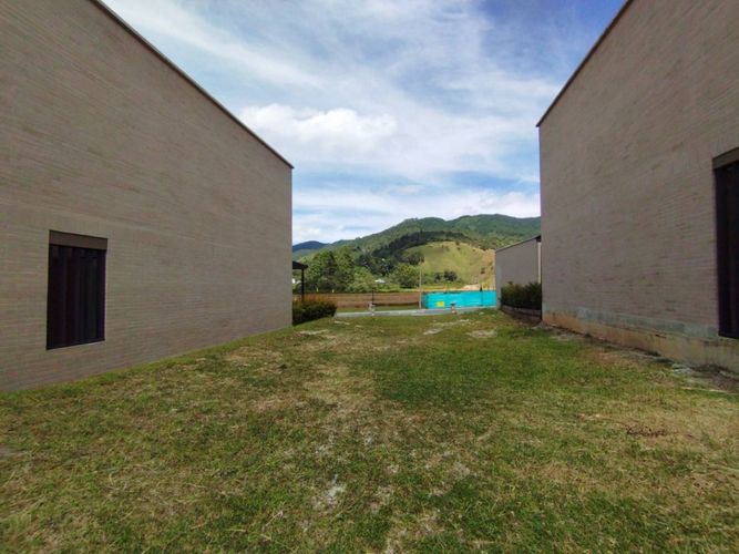 Lote en venta en Los Salados, El Retiro, 150 m² · foto 2 de 14