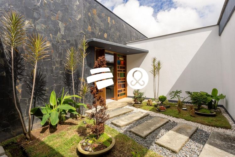 Casa de 5 alcobas en venta en Loma Del Escobero, Envigado, 1540 m² · foto 6 de 20
