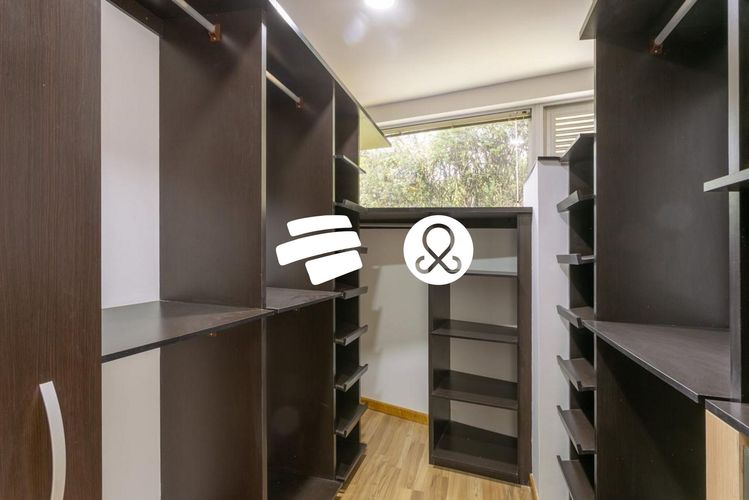 Casa de 5 alcobas en venta en Loma Del Escobero, Envigado, 1540 m² · foto 13 de 20