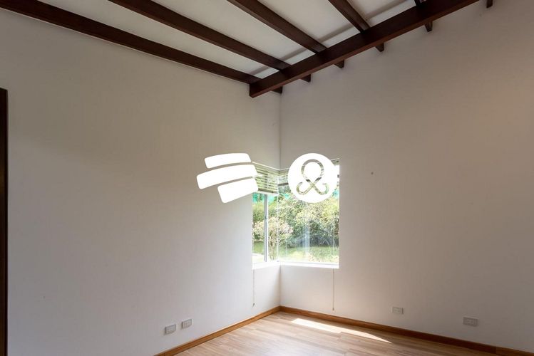 Casa de 5 alcobas en venta en Loma Del Escobero, Envigado, 1540 m² · foto 15 de 20