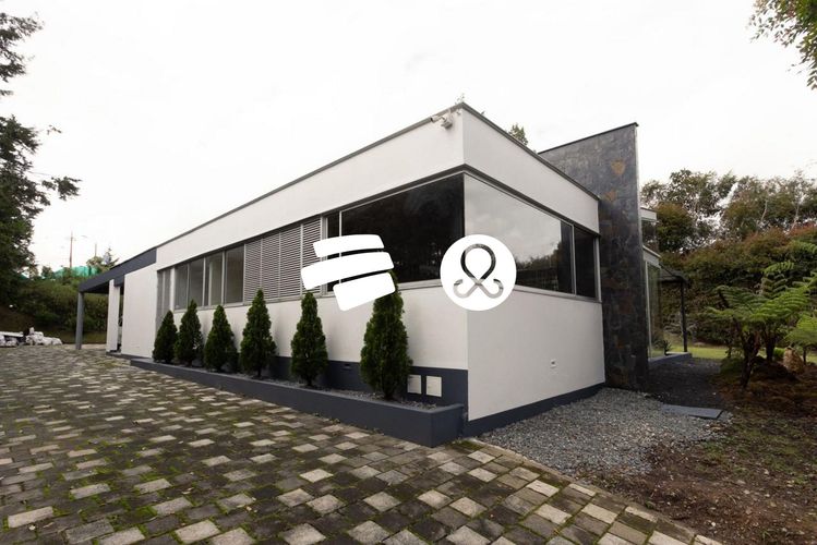 Casa de 5 alcobas en venta en Loma Del Escobero, Envigado, 1540 m² · foto 16 de 20