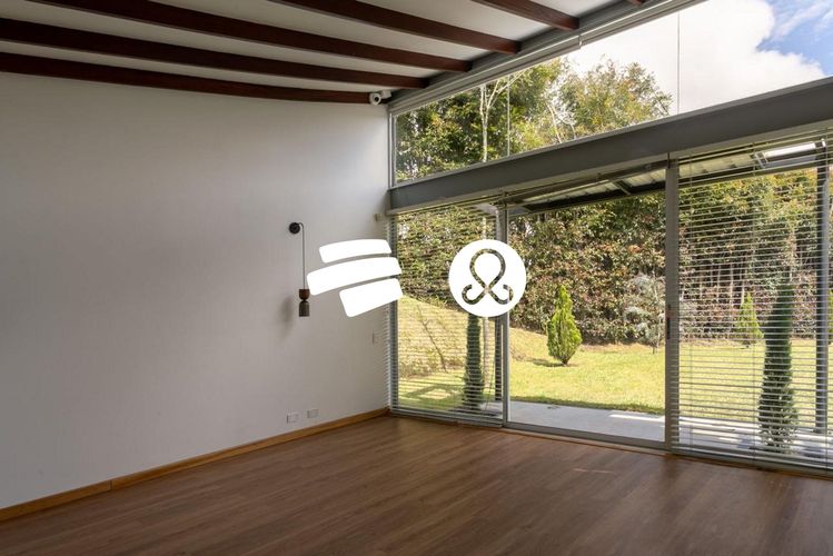 Casa de 5 alcobas en venta en Loma Del Escobero, Envigado, 1540 m² · foto 18 de 20