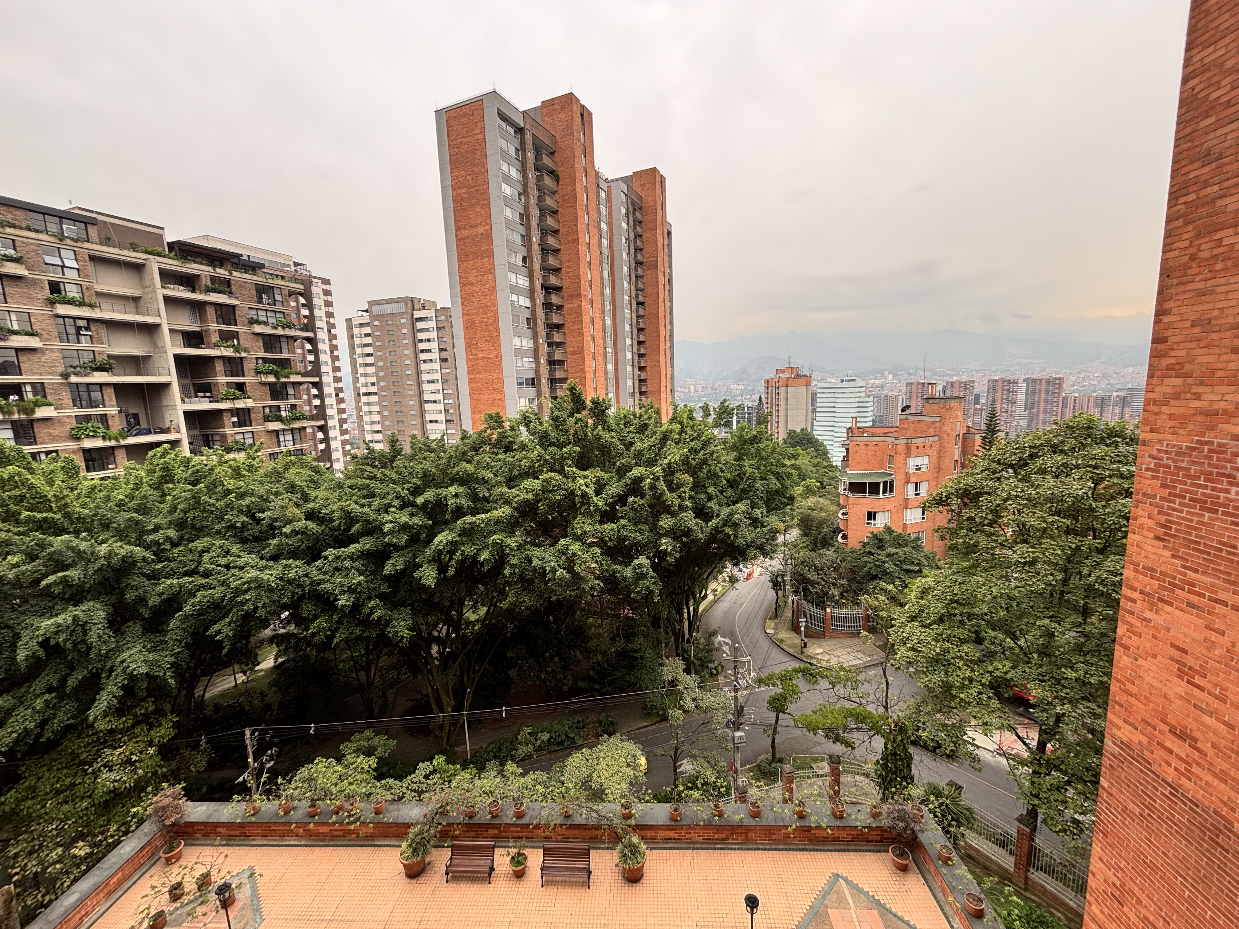Apartamento en arriendo en Castropol, Medellín · foto 12 de 13