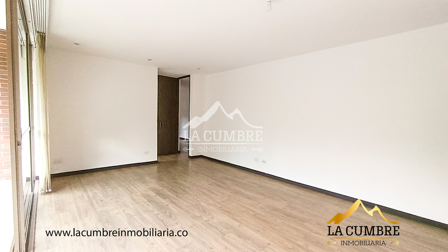Apartamento de 2 alcobas en arriendo en Los Balsos, Medellín, 90 m² · foto 2 de 14