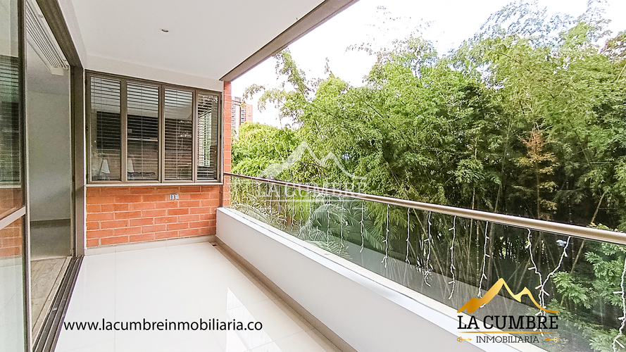 Apartamento de 2 alcobas en arriendo en Los Balsos, Medellín, 90 m² · foto 5 de 14