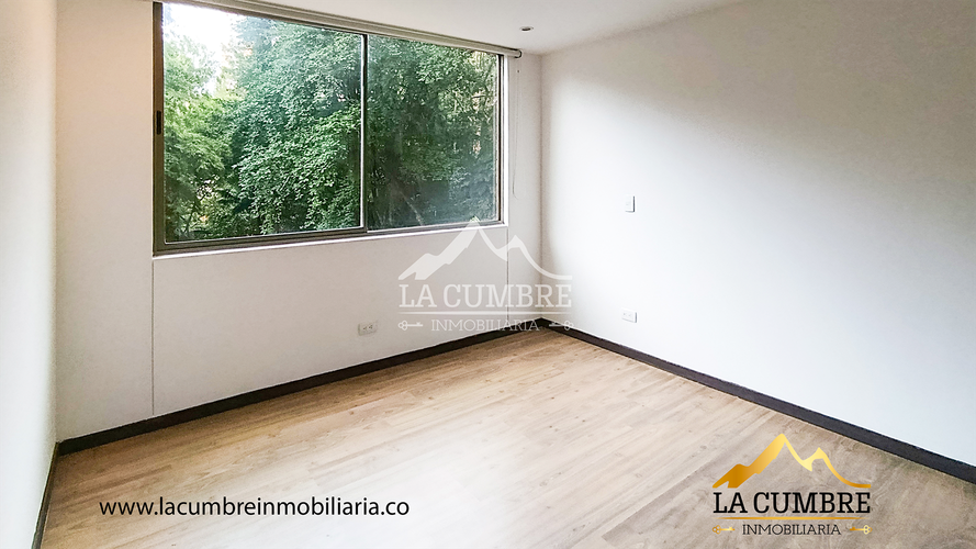 Apartamento de 2 alcobas en arriendo en Los Balsos, Medellín, 90 m² · foto 8 de 14
