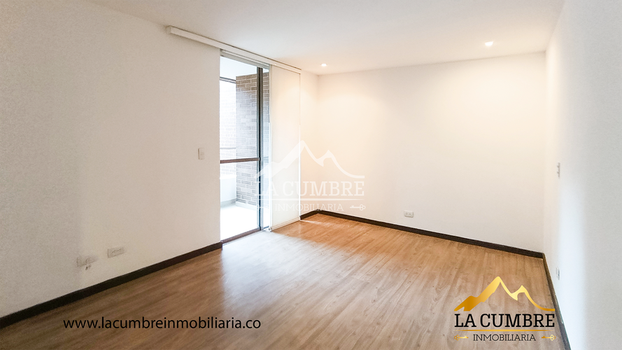 Apartamento de 2 alcobas en arriendo en Los Balsos, Medellín, 90 m² · foto 9 de 14