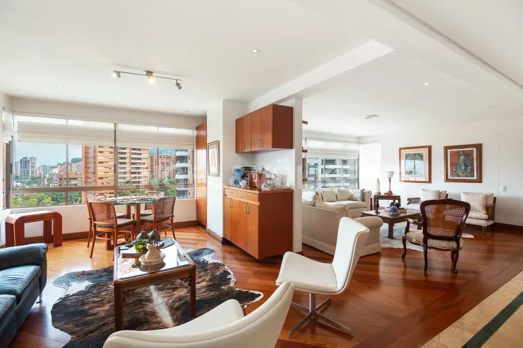 Apartamento en venta en Alejandria, Medellín · foto 2 de 14