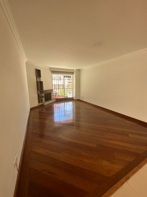 Apartamento de 3 alcobas en venta en Chico, Bogotá, 117 m² · foto 19 de 24