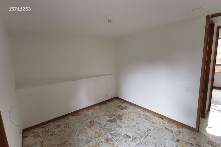 Apartamento de 3 alcobas en arriendo en Conquistadores, Medellín, 70 m² · foto 11 de 18